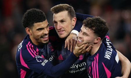 乐部极具吸 乐部极具吸